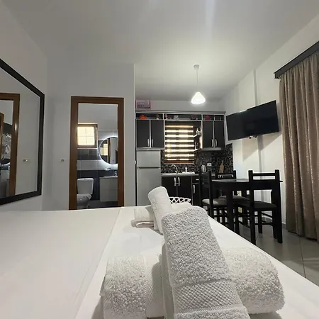 Jasmine 4* Ksamil